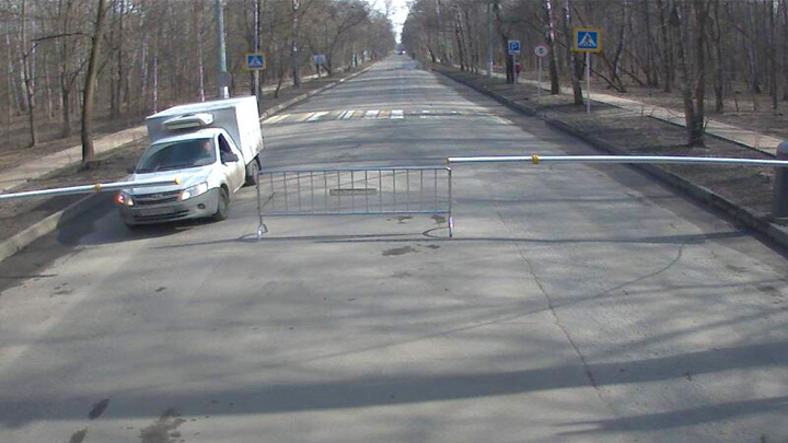 Онлайн веб-камера парка «Сокольники»: въезд в парк